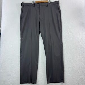 Haggar Essentials Classic Fit Mens Gray Flat Front Dress Pants Size 42X32